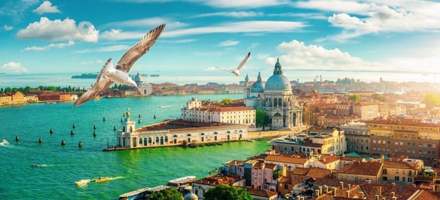 Venezia beach tái hiện “thành phố kênh đào” trên cung đường hồ tràm - bình châu